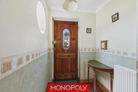 3 bedroom detached house for sale, Llawr Y Dyffryn, Ruthin LL15