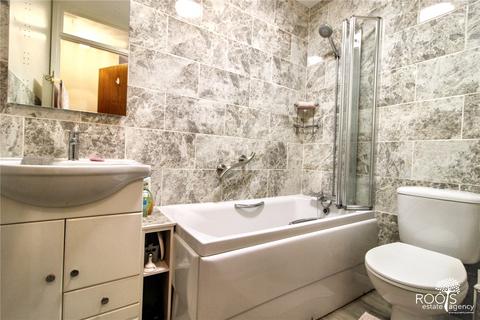 undefined, Ferndale Court, Berkshire RG19