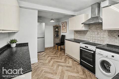 5 bedroom terraced house for sale, Cranford Road, Northampton