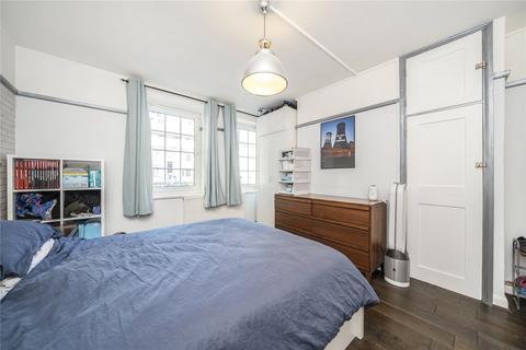 3 bedroom flat for sale, Whitman House, Cornwall Avenue, London, E2