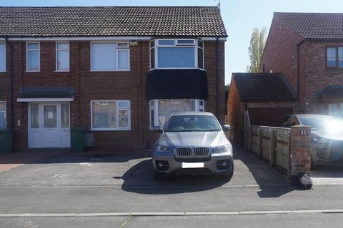 3 bedroom apartment for sale, Lynmouth Road, Norton