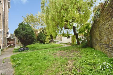 6 bedroom end of terrace house for sale, South Eastern Road, Ramsgate