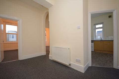 2 bedroom flat for sale, Godwin Road, Margate