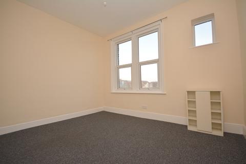 2 bedroom flat for sale, Godwin Road, Margate