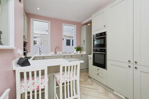6 bedroom townhouse for sale, Victoria Drive, Eastbourne