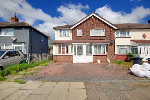 Stoneleigh Avenue, Enfield, EN1