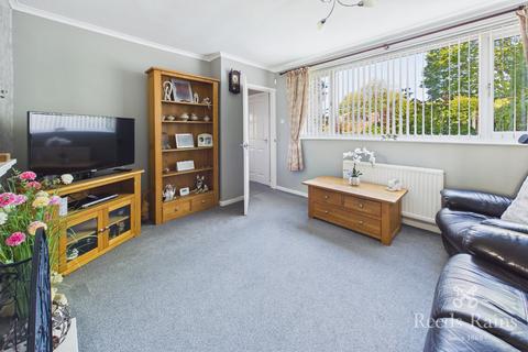 3 bedroom semi-detached house for sale, Towers Close, Wakefield WF4