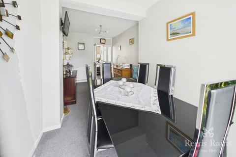 3 bedroom semi-detached house for sale, Towers Close, Wakefield WF4