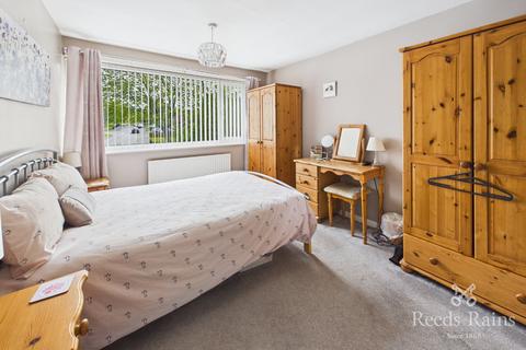 3 bedroom semi-detached house for sale, Towers Close, Wakefield WF4