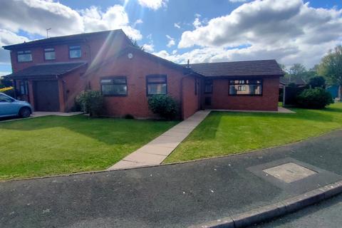 3 bedroom bungalow for sale, Green Meadows, Wrexham LL11