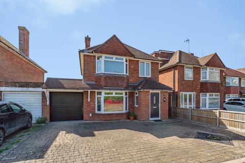 4 bedroom detached house for sale, Drake Avenue, Goring-By-Sea, Worthing