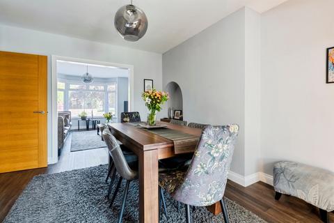 4 bedroom detached house for sale, Drake Avenue, Goring-By-Sea, Worthing