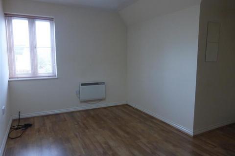 2 bedroom flat to rent, Callington Road, SWINDON