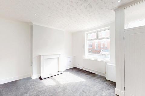 2 bed terraced house for rent in Bolton Road, Westhoughton, BL5