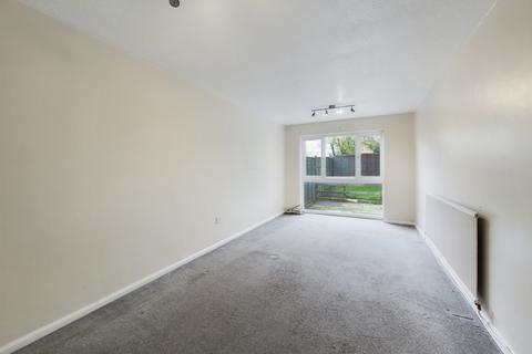 3 bedroom house to rent, Fieldcourt Gardens, Quedgeley, Gloucester, GL2