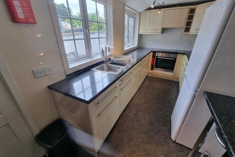 4 bedroom terraced house to rent, Bedford Place, Aberdeen, AB24