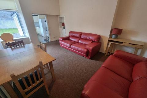 4 bedroom terraced house to rent, Bedford Place, Aberdeen, AB24