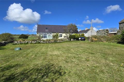 3 bedroom bungalow for sale, Llanddeusant, Holyhead, Sir Ynys Mon, LL65