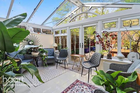 5 bedroom townhouse for sale, Node Way Gardens, Welwyn