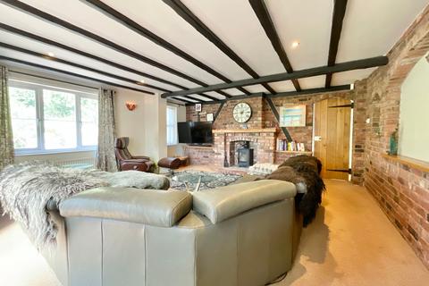 5 bedroom detached house for sale, Newport, TF10