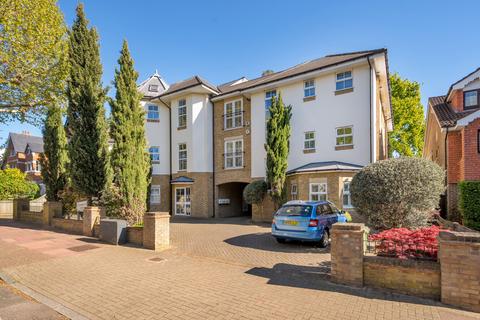 3 bedroom penthouse for sale, Overbury Avenue, Beckenham, BR3