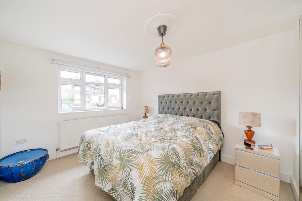 House in Wembley - View 5