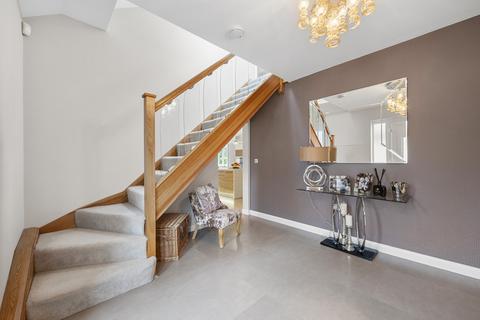 undefined, Mayfield Gardens, Staines-upon-thames, TW18