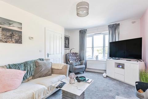 4 bedroom detached house for sale, Slate Drive, Kettering