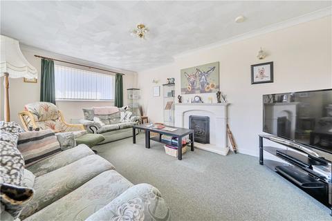 3 bedroom detached bungalow for sale, Carisbrooke Court, Romsey, Hampshire