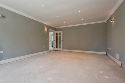 3 bedroom detached house for sale, The Green, Royston