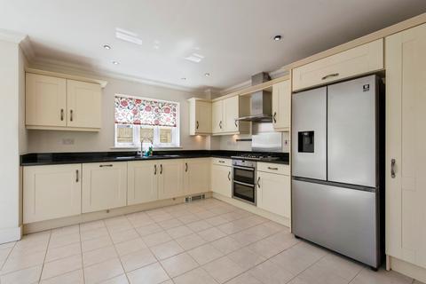 3 bedroom detached house for sale, The Green, Royston