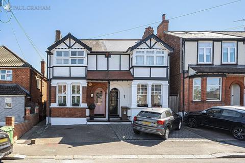 Cambridge Road, Carshalton