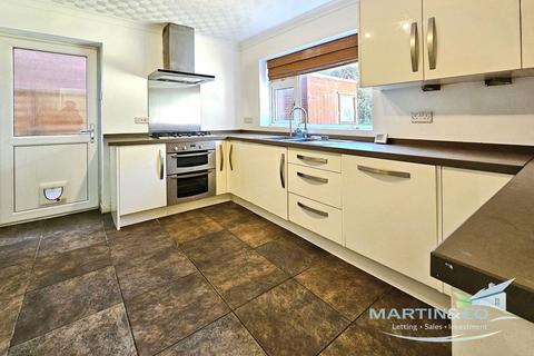 4 bedroom detached house for sale, Riverside, Chadderton OL1