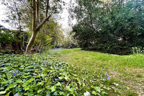 undefined, Somerset Road, Ealing, W13