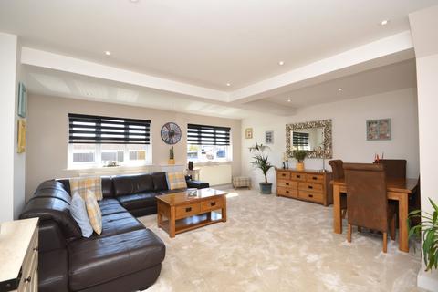3 bedroom semi-detached house for sale, Grasmere Gardens, Folkestone CT19