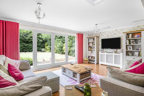 4 bedroom detached house for sale, Tysea Hill, Stapleford Abbotts, RM4