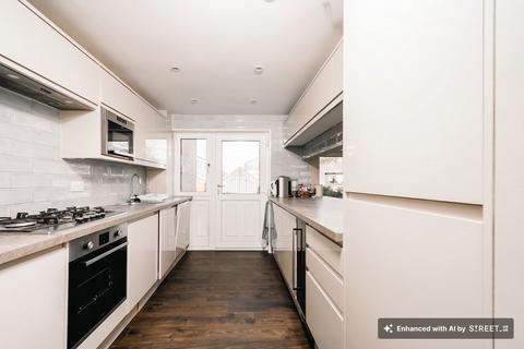3 bedroom terraced house for sale, Northfield Drive, Edinburgh, EH8
