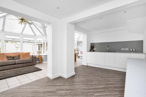 4 bedroom detached house for sale, The Glades, Locks Heath, Southampton, SO31