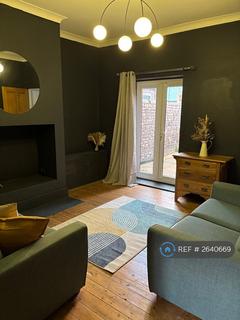 2 bed terraced house for rent in Fern Dene Road, Gateshead, NE8