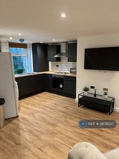 3 bed terraced house for rent in Whitegate Road, Huddersfield, HD4