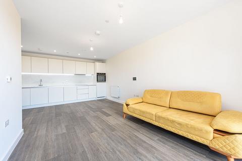 3 bedroom flat to rent, Hendon Waterside, Hendon, NW9
