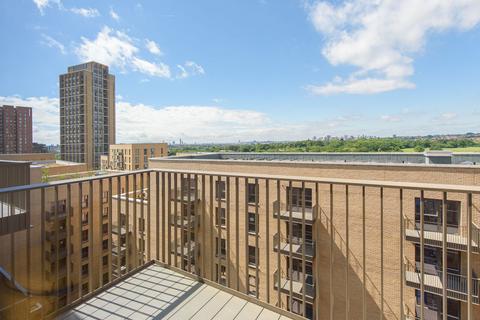 3 bedroom flat to rent, Hendon Waterside, Hendon, NW9