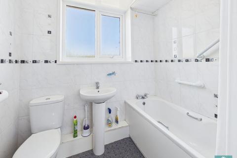 3 bedroom semi-detached house for sale, Long Rushes, Oldham OL2