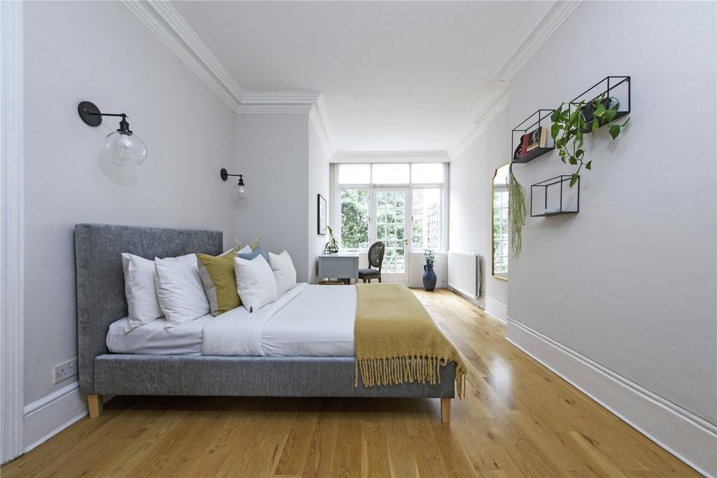 House in London - View 3