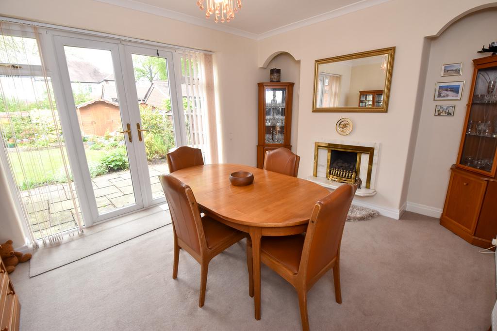 Cumberland Road, Urmston, M41 – další