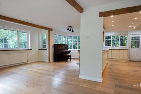 4 bedroom detached house for sale, Durfold Wood, Plaistow, RH14