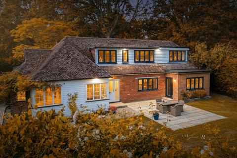 4 bedroom detached house for sale, Durfold Wood, Plaistow, RH14