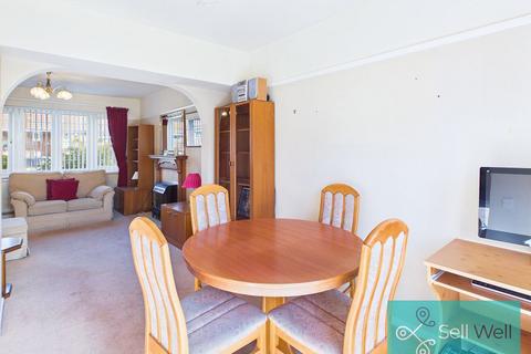 2 bedroom semi-detached house for sale, Langdale Drive, Manchester M28