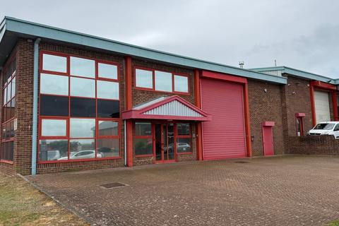 Office to rent, Wilbury Way Hitchin SG4 0TW