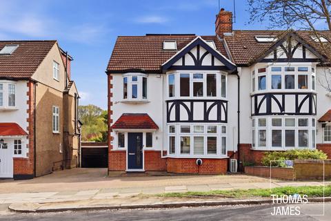 4 bedroom semi-detached house for sale, Park View, London, N21